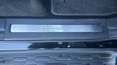 Land Rover Discovery 3.0 D250 R-Dynamic SE 5dr Auto Diesel Station Wagon